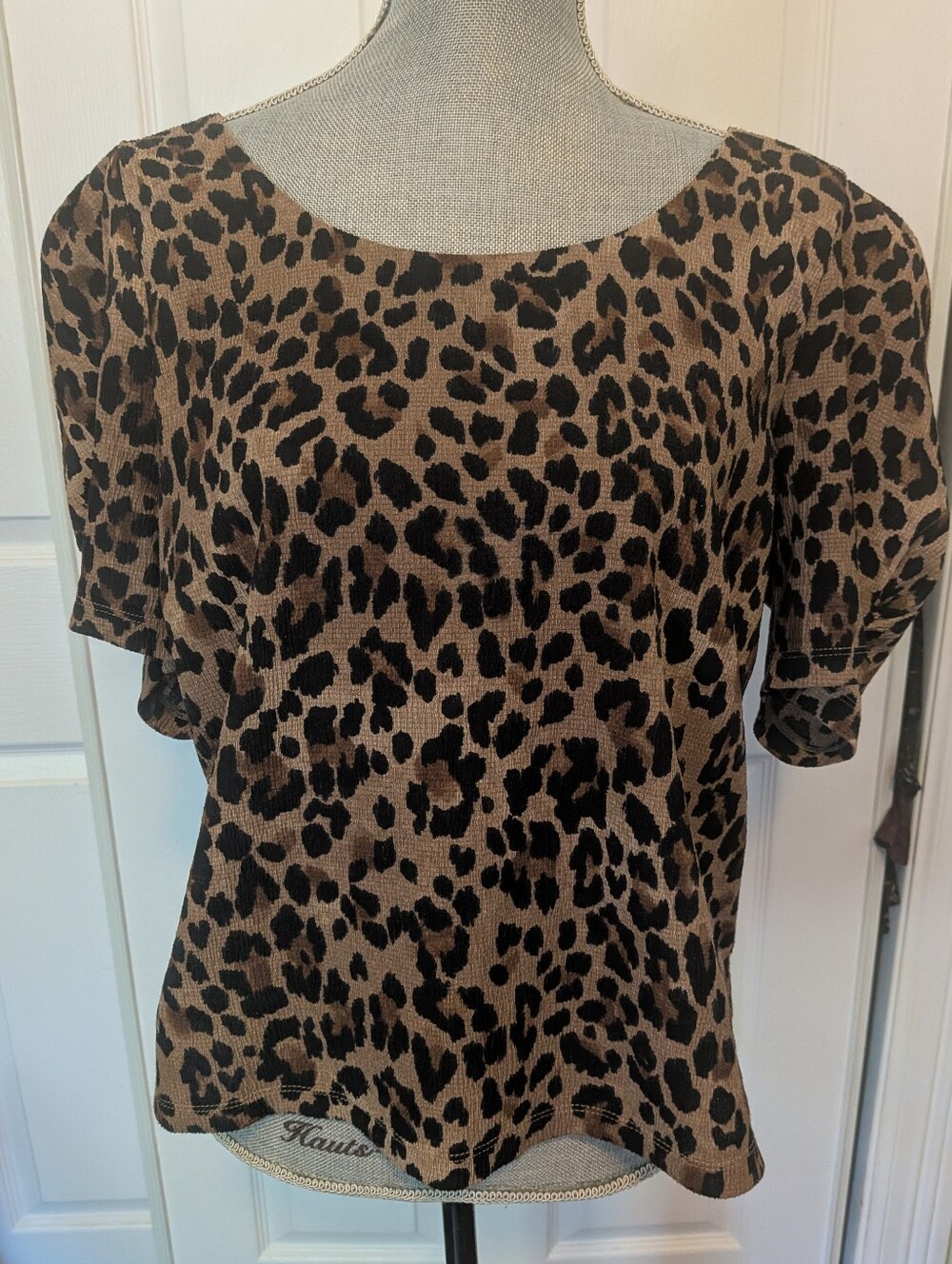 Leopard Print Short Sleeve Women’s Top - Brown/Black